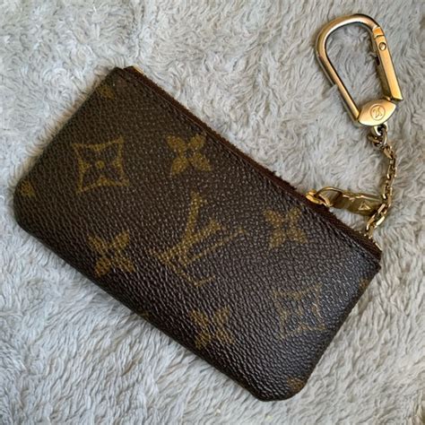 louis vuitton keychain dupe|louis vuitton wallet keychain.